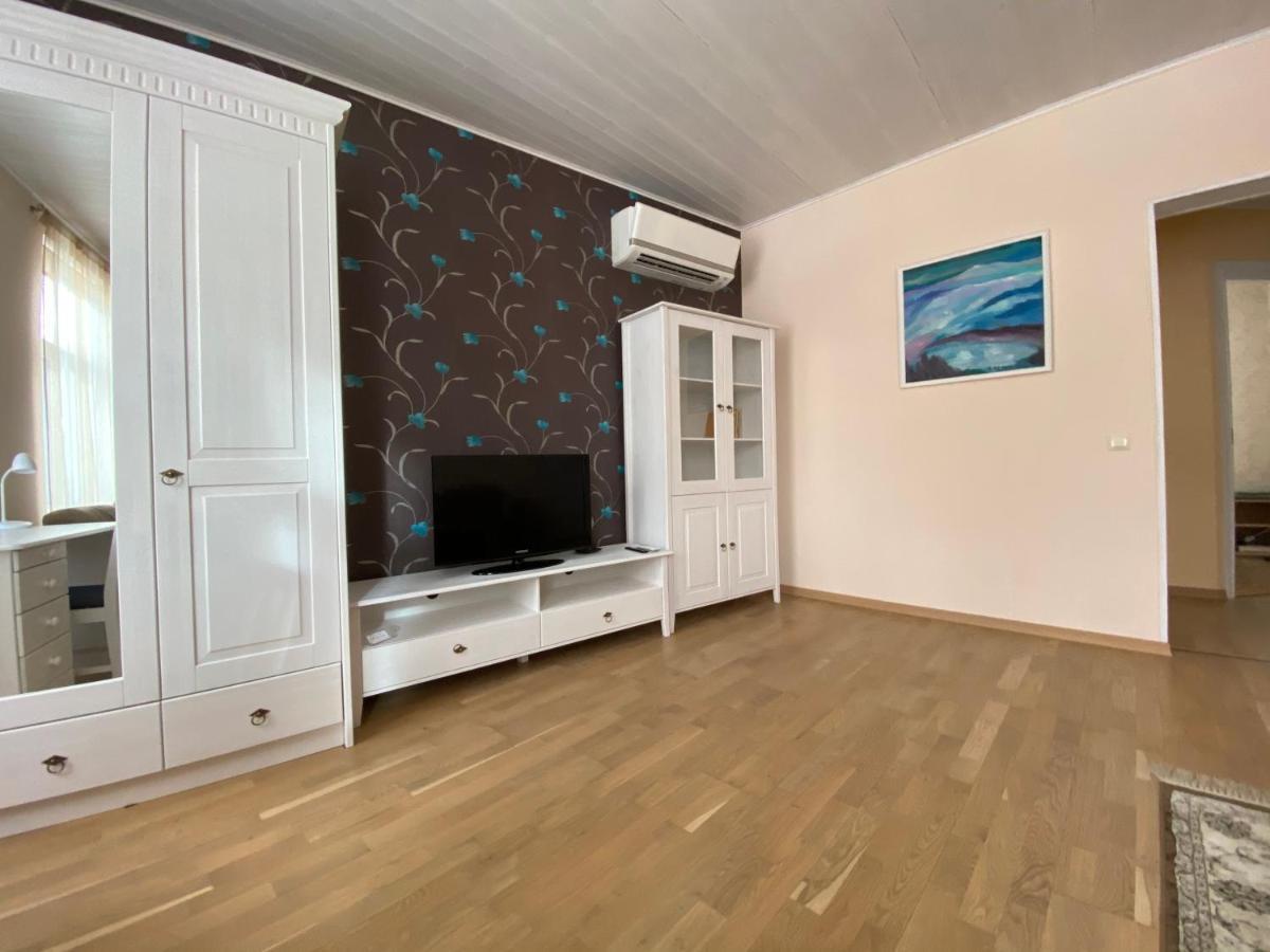 Posti Guest Apartment Хаапсалу Екстер'єр фото