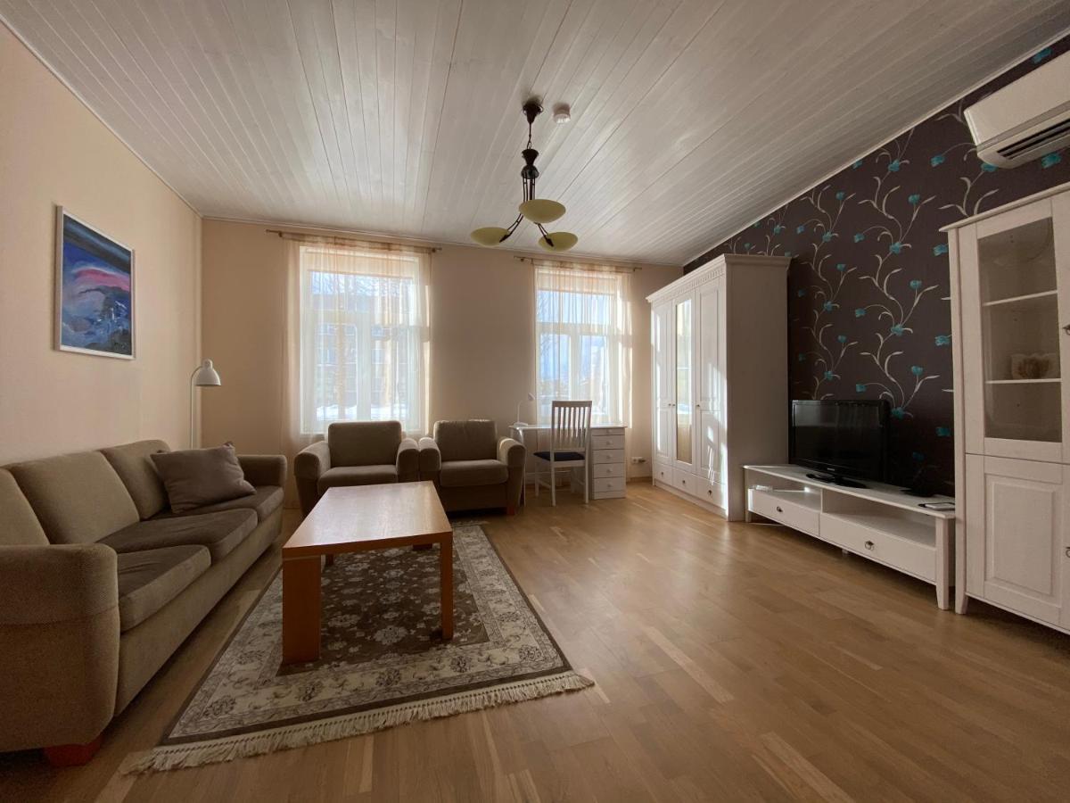 Posti Guest Apartment Хаапсалу Екстер'єр фото